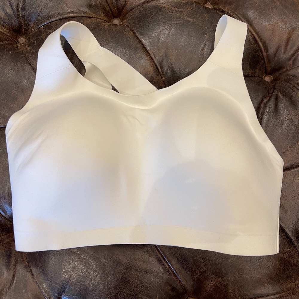 Lululemon Enlite Bra High Support. 34E